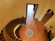 穩(wěn)重的東南亞風格110平米復(fù)式樓梯裝修效果圖