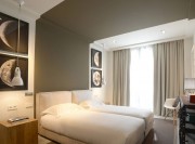 個性裝修現代簡約風格70平米二居室臥室背景墻裝修效果圖