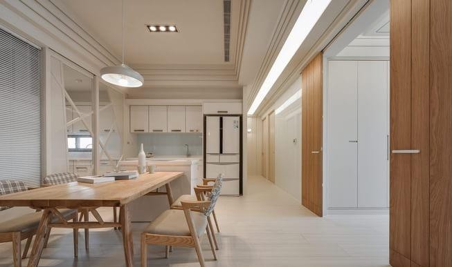 清新原木現(xiàn)代簡約風(fēng)格80平米二居室餐廳吊頂裝修效果圖