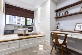 荷瀾庭現(xiàn)代簡(jiǎn)約三居室書(shū)房裝修實(shí)景案例