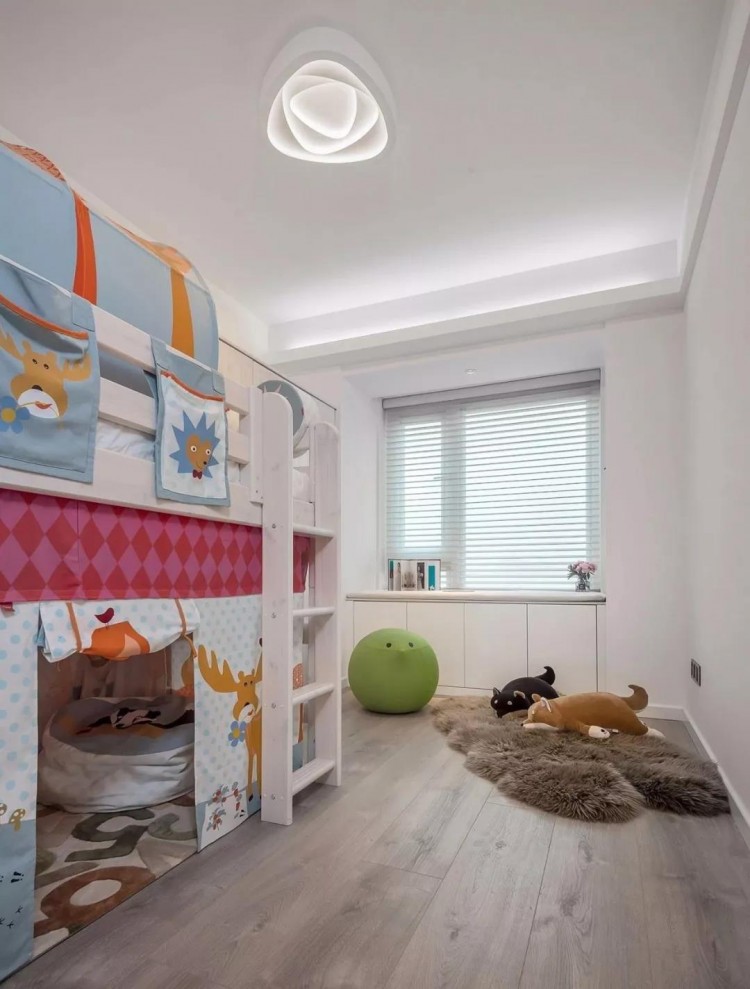 簡約風格三居室兒童房裝修效果圖