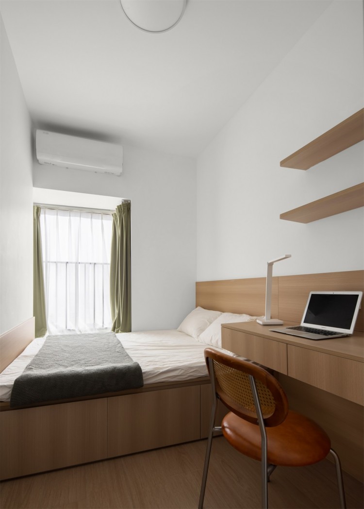 現(xiàn)代風格三居室臥室裝修效果圖