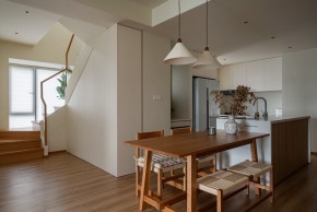 日式風格三居室餐廳裝修效果圖