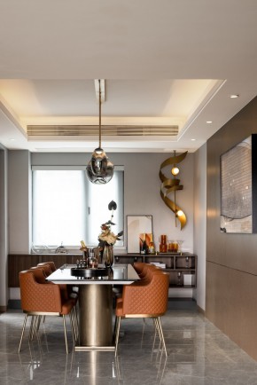 現代風格四居室餐廳裝修效果圖