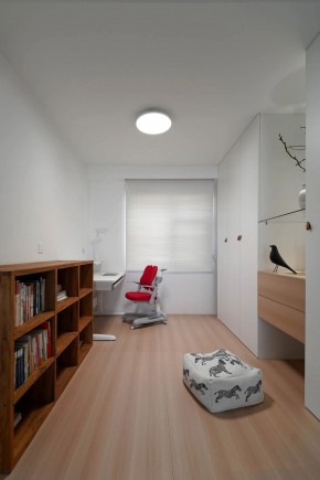 現(xiàn)代簡(jiǎn)約兩居室書房裝修效果圖