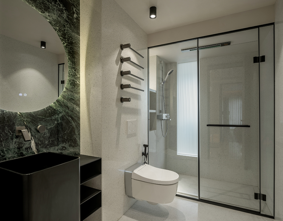 現代簡約三居室衛生間裝修效果圖