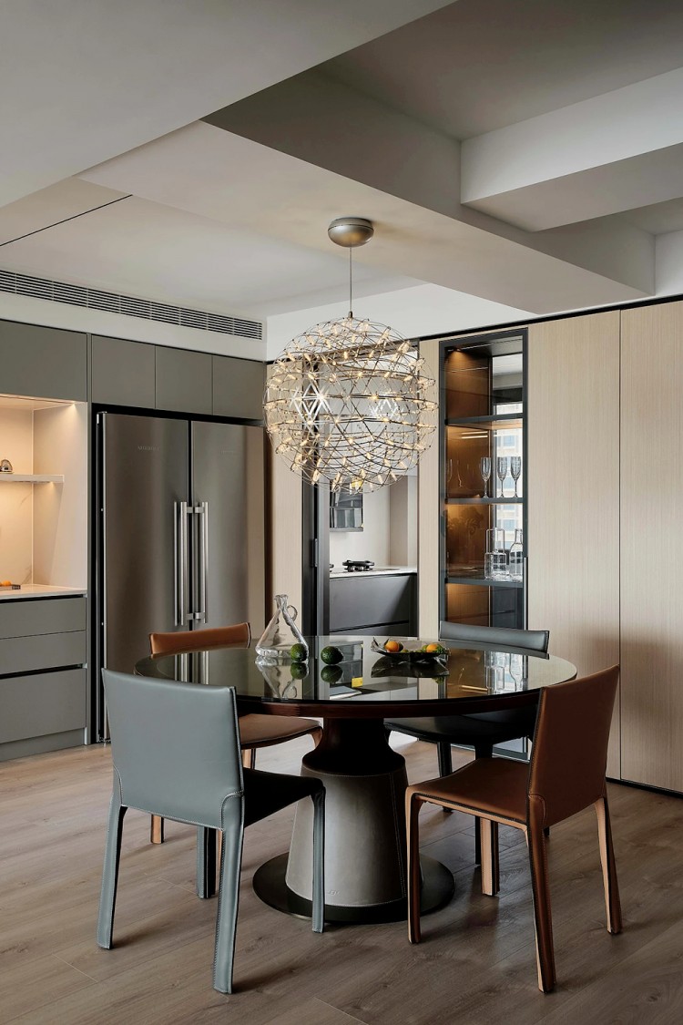 現代簡約三居室餐廳裝修效果圖