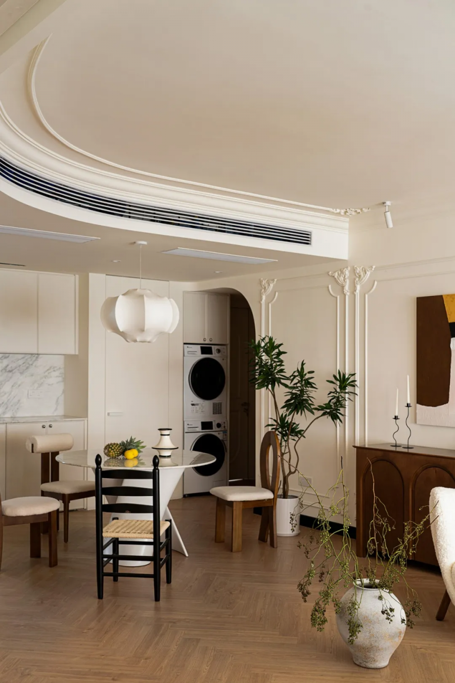 法式復古四居室餐廳裝修效果圖