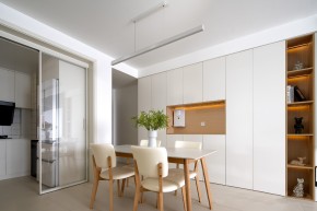 極簡原木風兩居室餐廳1裝修效果圖