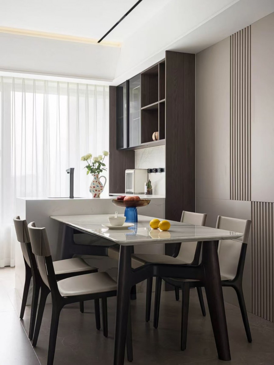 現代簡約三居室餐廳裝修效果圖