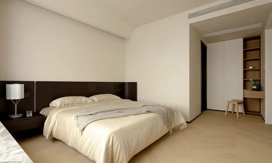 極簡原木風三居室臥室1裝修效果圖_副本