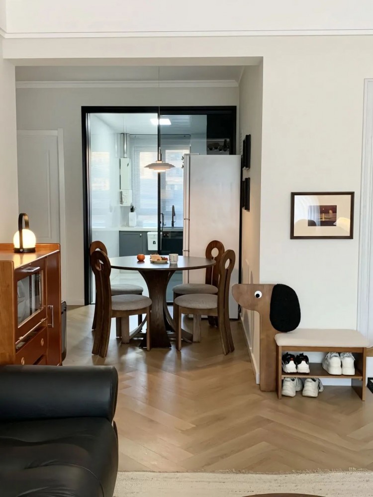 中古風兩居室餐廳裝修效果圖