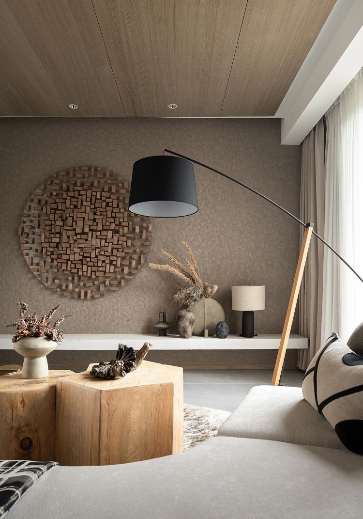 中式風格三居室客廳裝修效果圖1