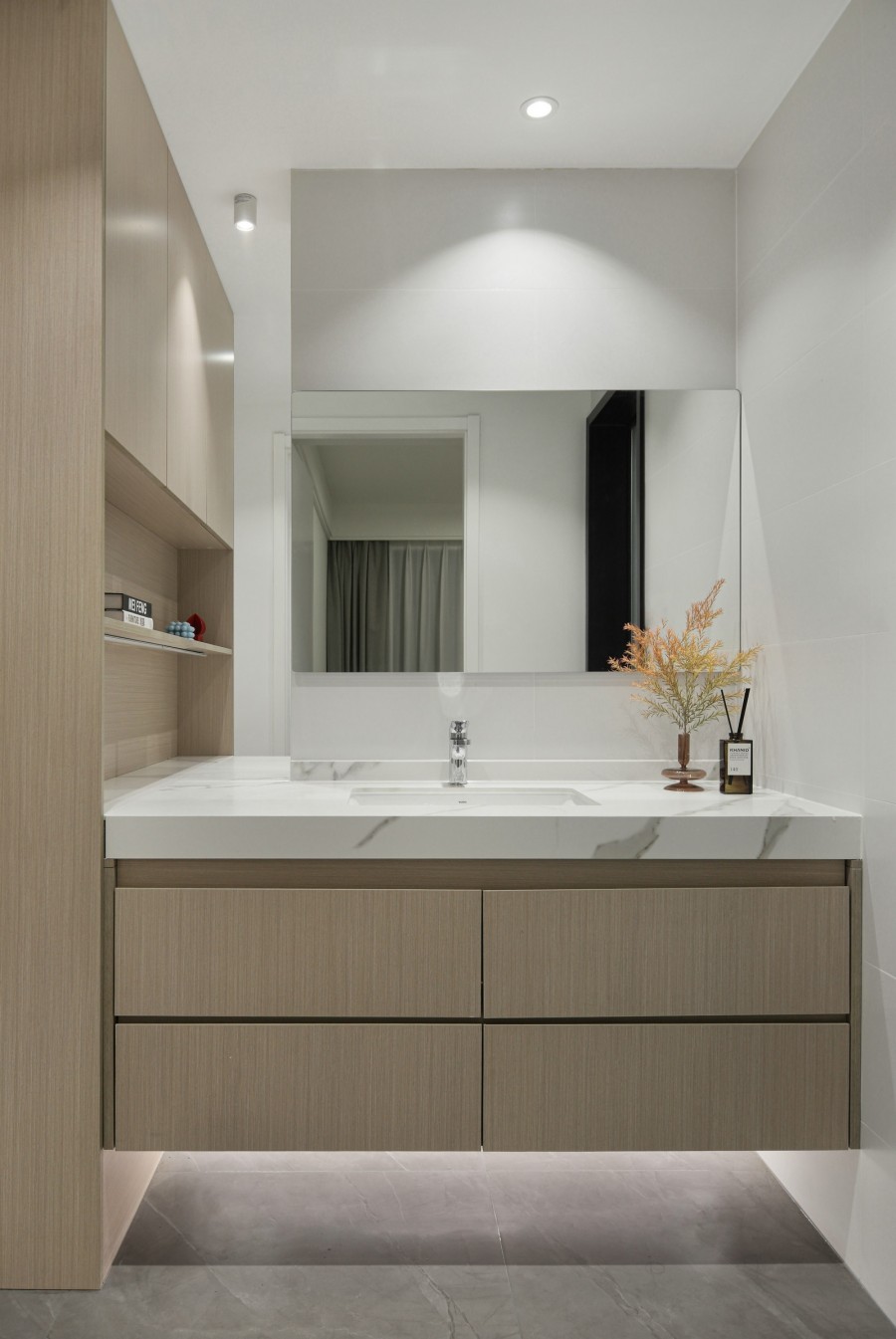 北歐原木風三居室裝修衛生間效果圖