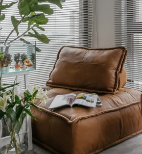 現代簡約小戶型裝修陽臺效果圖