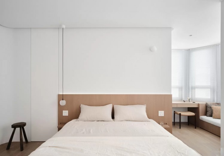 現代原木風兩居室臥室裝修效果圖