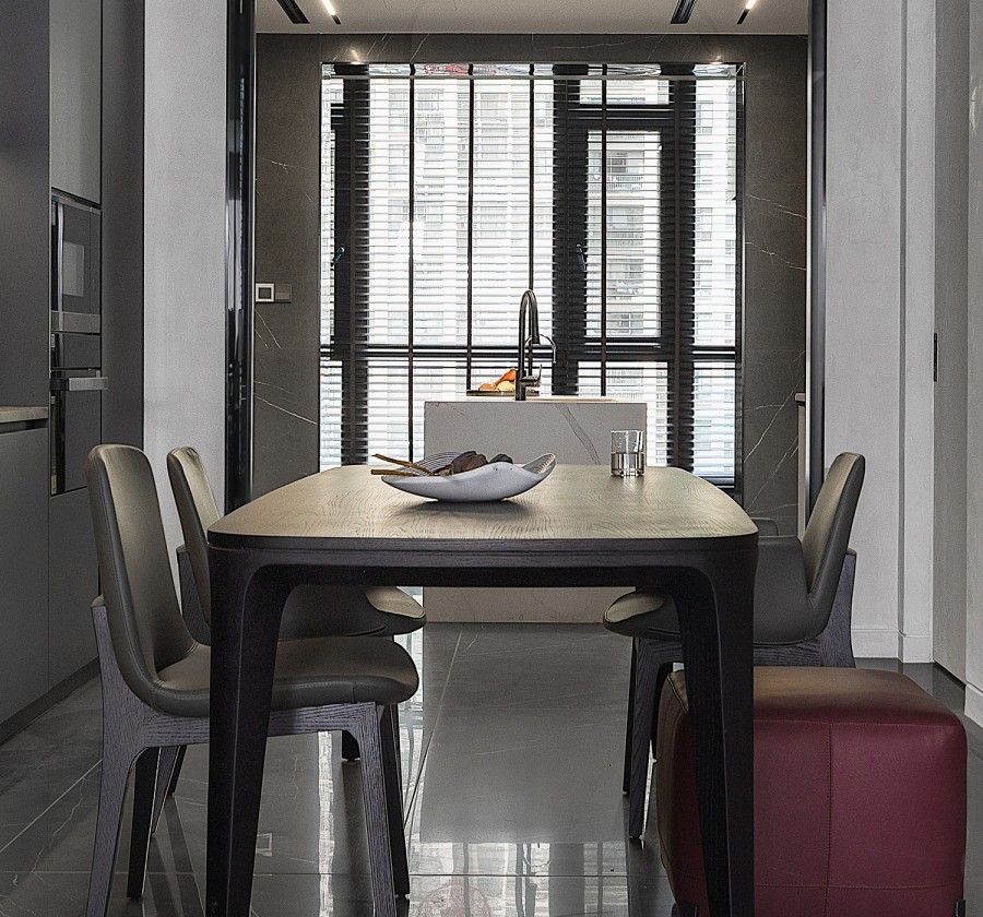 現代意式大平層餐廳裝修效果圖