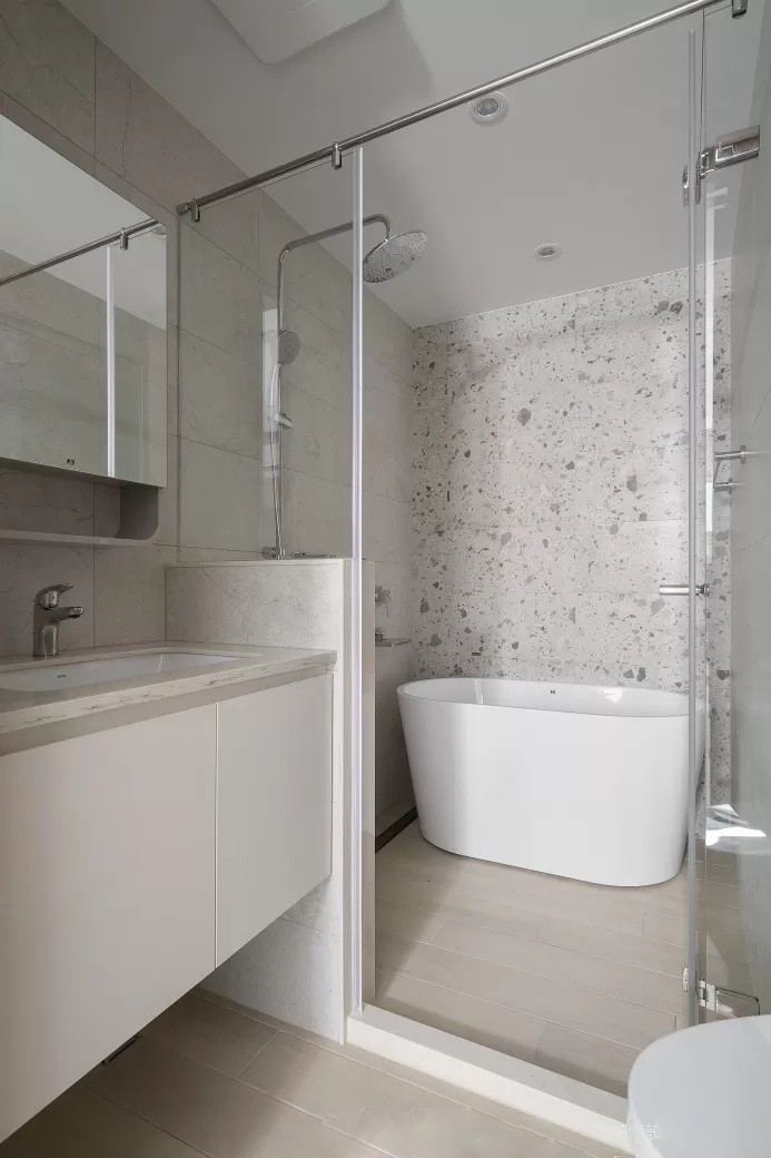 日式小戶型衛生間裝修效果圖