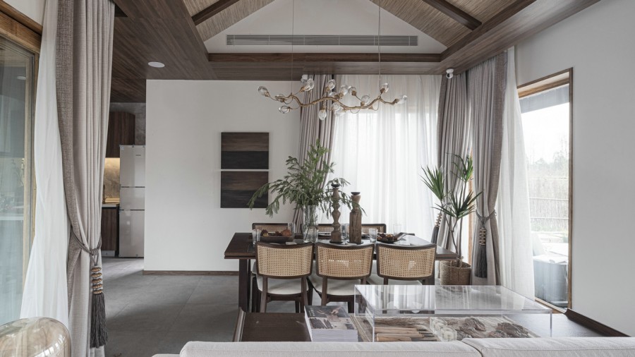 日式風別墅餐廳裝修效果圖