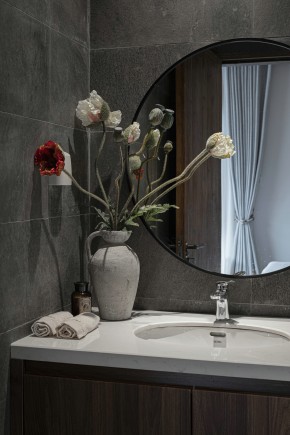 日式風別墅衛生間裝修效果圖