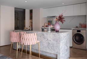 現(xiàn)代簡(jiǎn)約三居室餐廳裝修效果圖