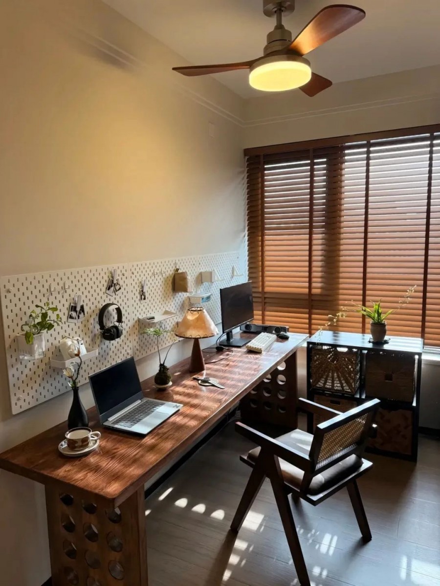 中古風(fēng)兩居室書(shū)房裝修效果圖