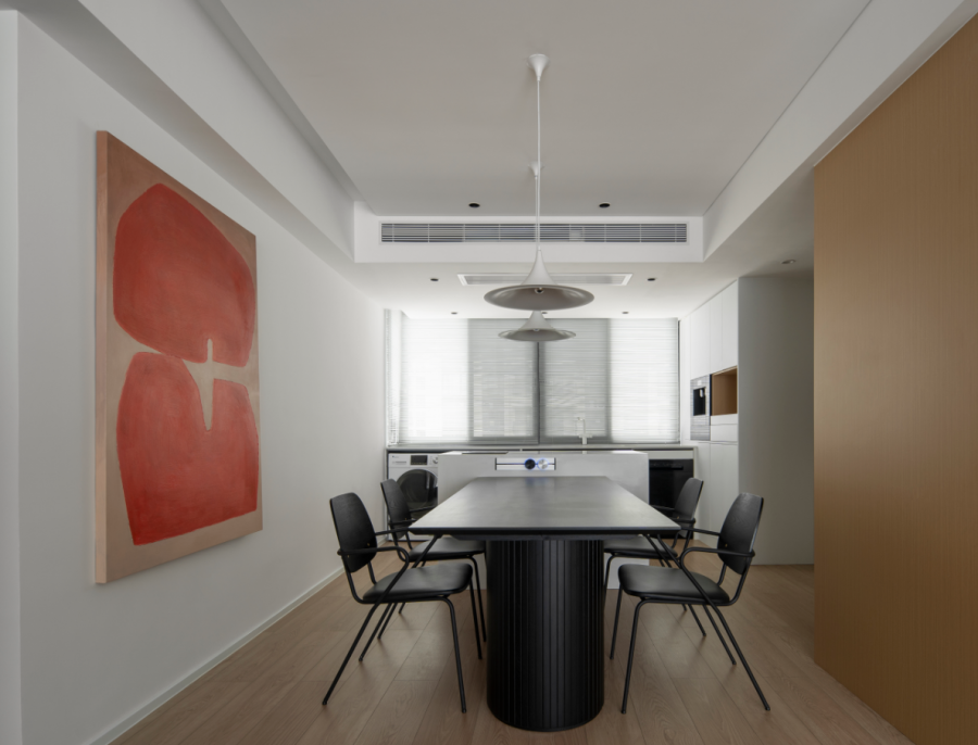 現(xiàn)代簡(jiǎn)約三居室餐廳裝修效果圖