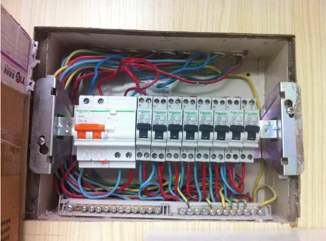 你家的配電箱做好隱藏了嗎？新房裝修看著漂亮，全因做對這件事