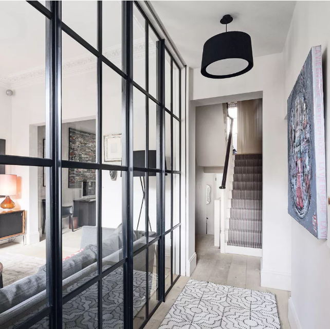 開門見客廳太尷尬,這8款實用玄關設計拯救你的隱私 開門見客廳太尷尬,這8款實用玄關設計拯救你的隱私